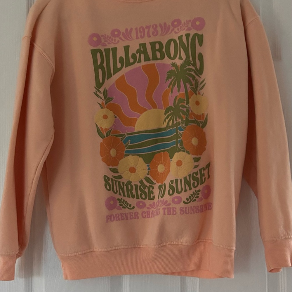 Billabong Orange Crew Neck Sweater with Retro Graphic MAKE ME AN OFFER!